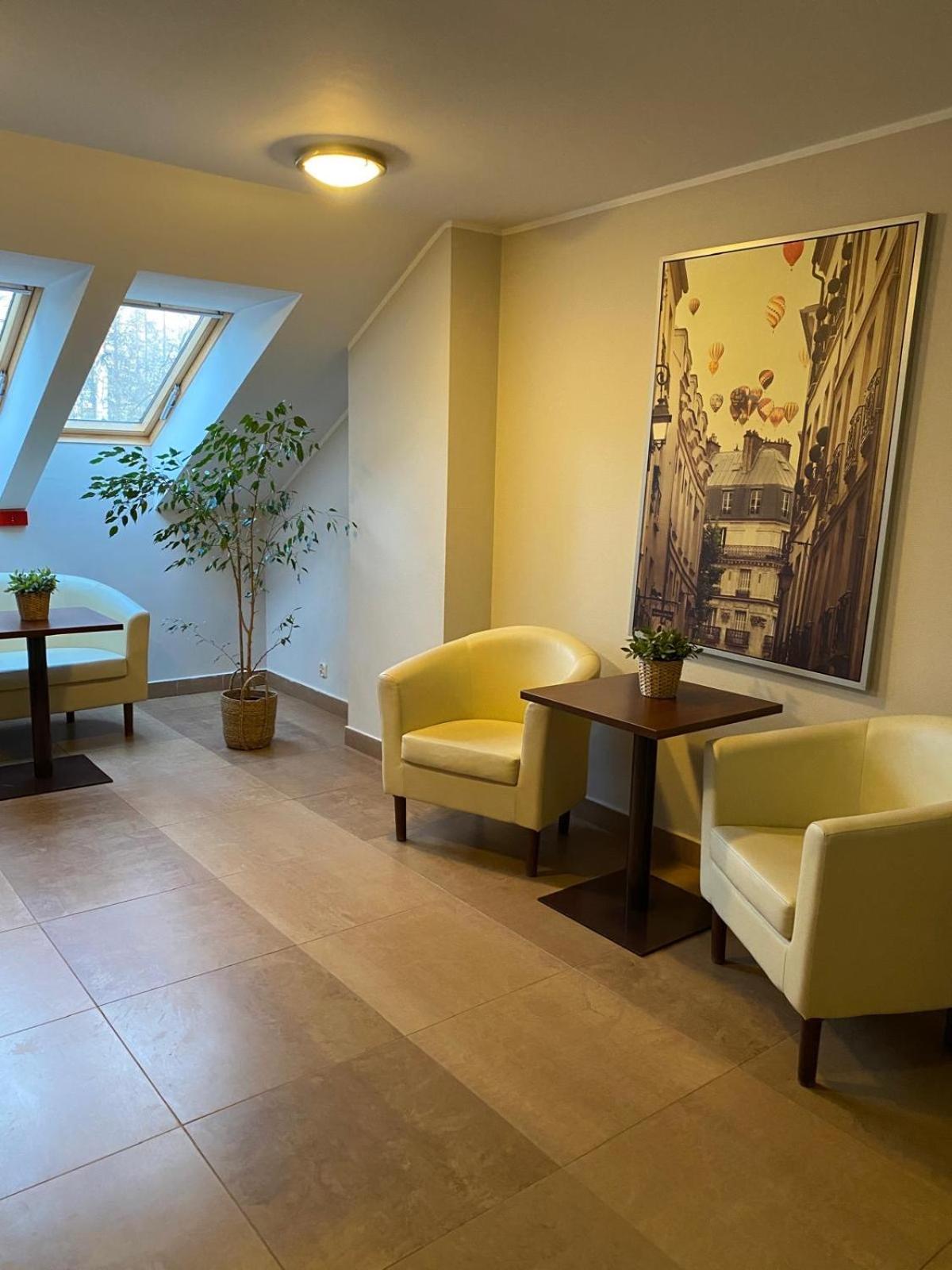Hotel Restauracja Cztery Pory Roku Orneta Ngoại thất bức ảnh